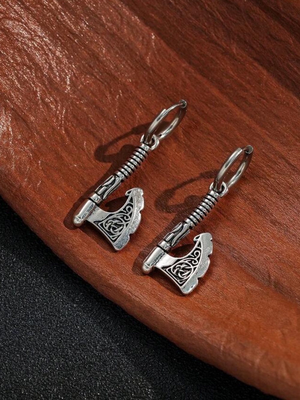 Vintage inspired Silver tone Viking Axe Earrings Engraved design NWT